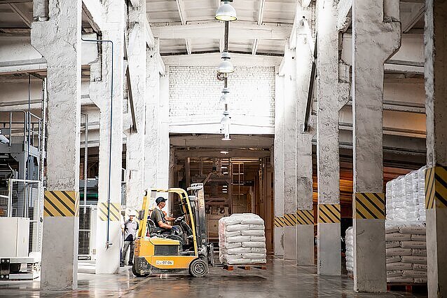 Kinijos specialistams kelio į Lietuvą nėra: prisikviesti sudėtinga dėl neišduodamų vizų, jų trūkumas gali lemti verslų užsidarymą