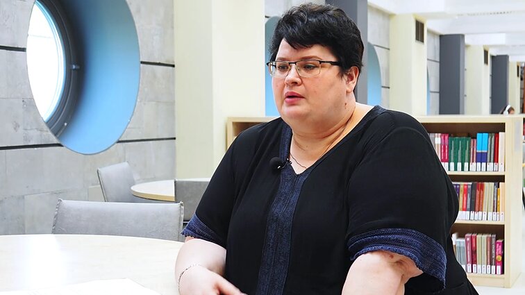 Mokslininkė: prieš duodami kūdikiui telefoną, pagalvokite, ar tikrai norite jį nužudyti