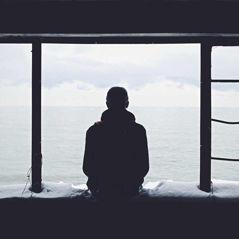Noah Silliman on Unsplash, Paraštės. Kodėl taip gerai gyvendami jaučiamės taip blogai?
