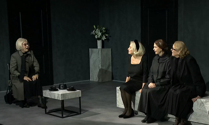 Nacionaliniame Kauno dramos teatre – premjera „Kai mes būsim jauni“: analizuojama senatvės tema