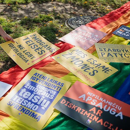 10–12. Kaip informacija apie LGBT+ žmonių santykius veikia nepilnamečius?