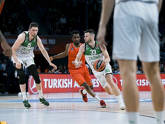 Eurolyga. Stambulo „Anadolu Efes“ – Kauno „Žalgiris“