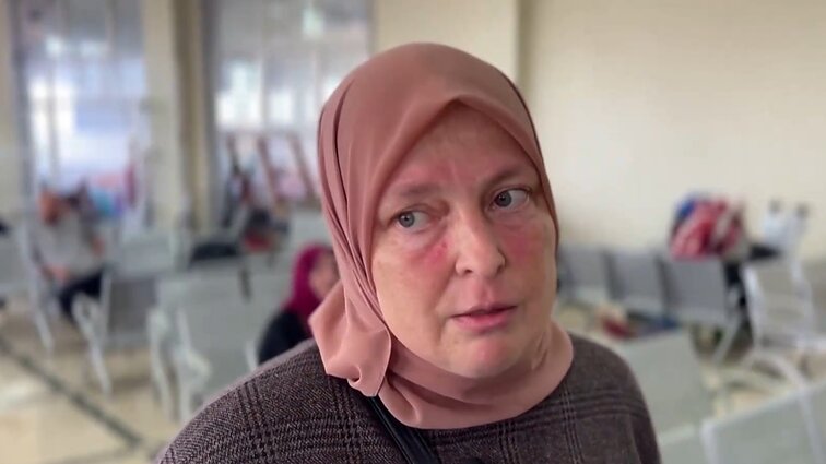 20 metų Gazoje gyvenančios ukrainietės viltys pabėgti nuo karo žlugo sužinojus, kad jos palestiniečiui vyrui neleidžiama išvykti: negaliu čia jo palikti