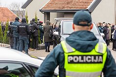Per avariją žuvusio policijos pareigūno S. Lipskio laidotuvės Per avariją žuvusio policijos pareigūno S. Lipskio laidotuvės