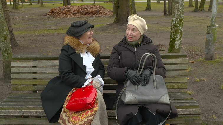 Dviračio žinios. Močiutės apie vyturius ir pelėdas