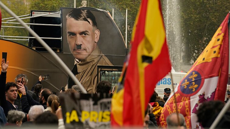 Ispanijos ministras pirmininkas teikia amnestiją katalonų separatistams: opozicijos akimis, žingsnis prilygsta išdavystei