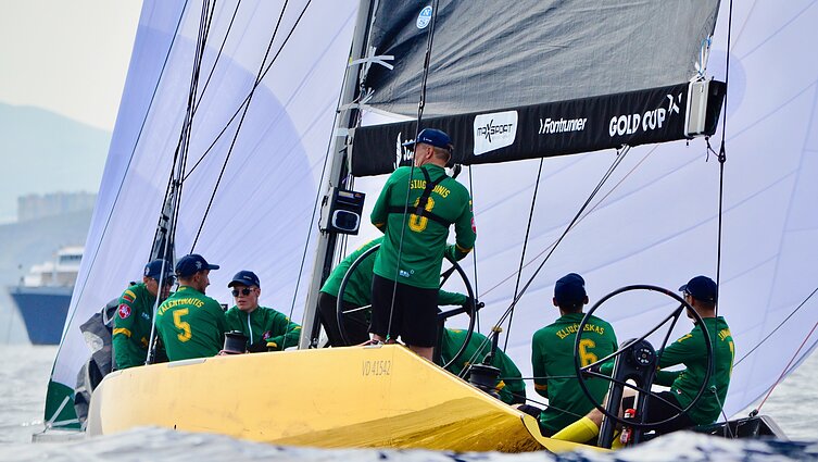 SSL pasaulio buriavimo taurė. Aštuntfinalis. 1 lenktynės. Dalyvauja Lietuvos rinktinė. Tiesioginė transliacija iš Gran Kanarijos