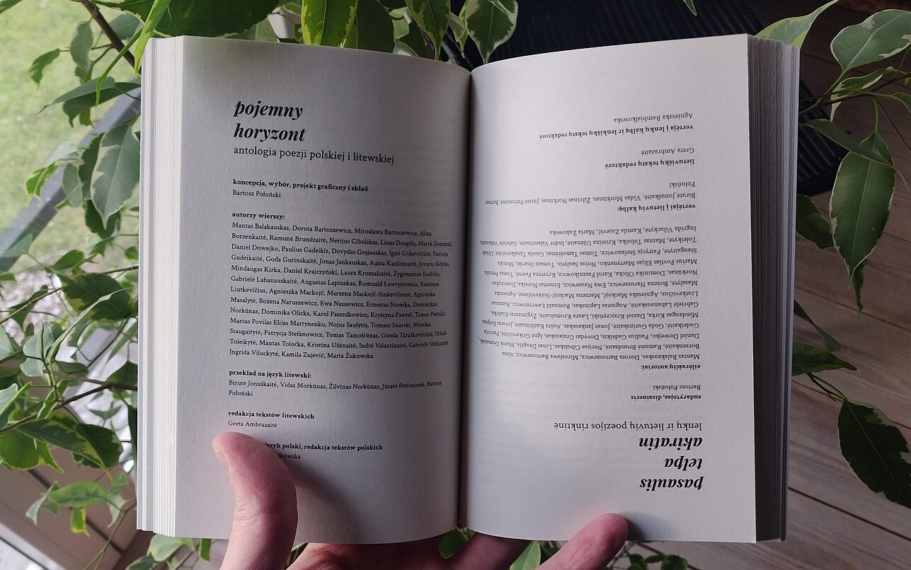 Antologia „Pojemny horyzont"