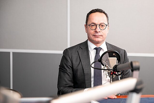 Dėl vis dar perkamos kiniškos įrangos Pavilionis siūlo rengti posėdį: čia yra kontrolės, aiškinimo ir sąmoningumo stoka