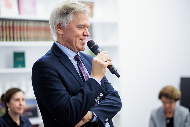 Diskusija „(Ne)reikalinga lietuvių kalba“
