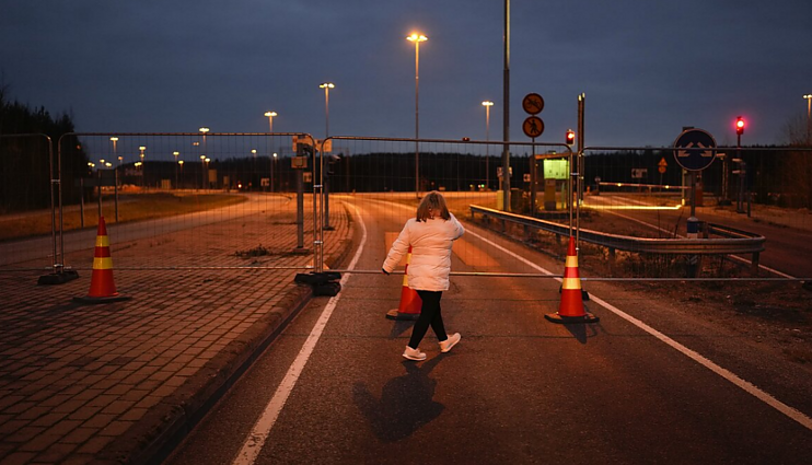 Žinios. Suomija uždaro beveik visą sieną su Rusija – atviras lieka tik pats šiauriausias punktas