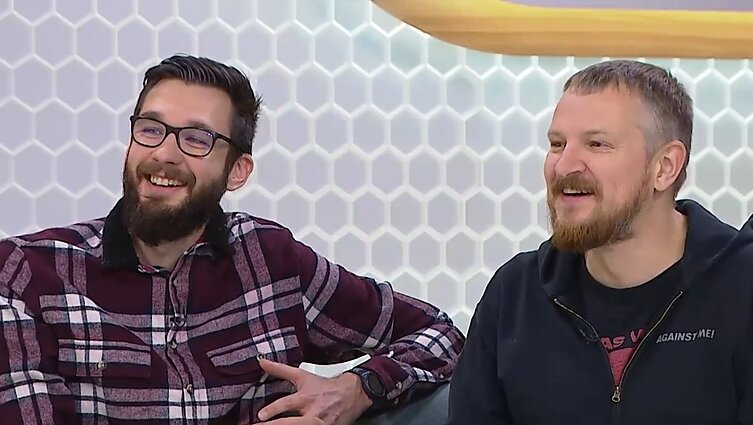 Komikai Ambrazevičius ir Šiožinis apie vogtus juokelius: kai kurie yra ne kartą su tuo „užlėkę“