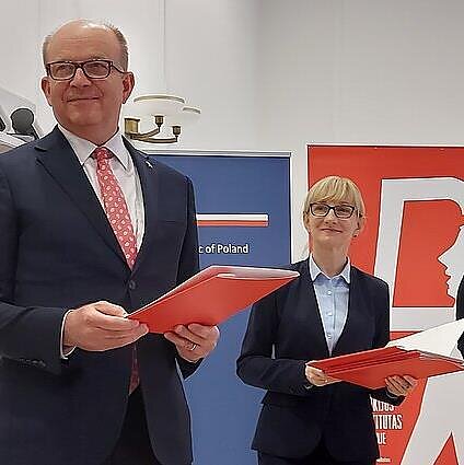 Renata Dunajewska, Ambasador RP na Litwie Konstanty Radziwiłł, dyrektor Instytutu Polskiego w Wilnie Dorota Mamaj