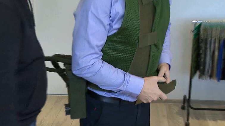 Naujas lietuvių mokslininkų išradimas – išmanioji liemenė: lengvins sąlygas dirbantiesiems ekstremaliomis sąlygomis