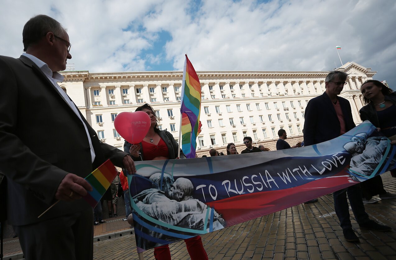 Rusija svarsto griežtinti spaudimą LGBT aktyvistams