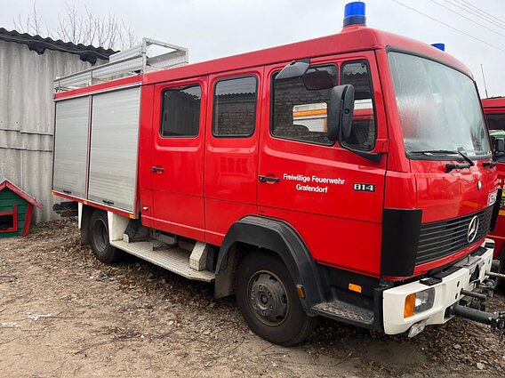 Пожежна машина військовим від Менської громади Пожежна машина військовим від Менської громади