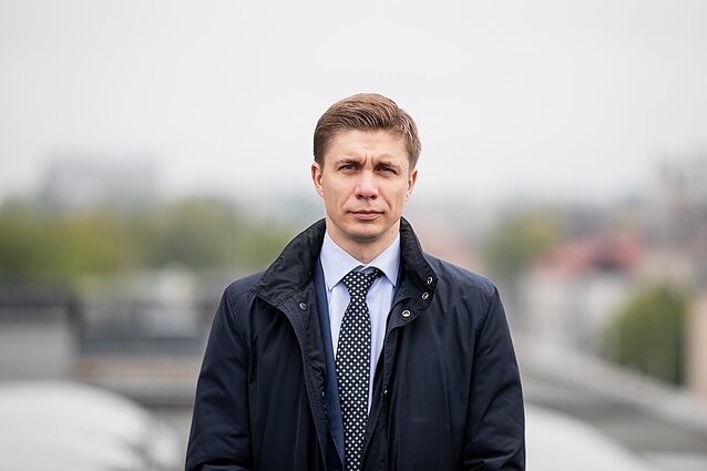 Prokuratūrai pareiškus įtarimus Sinkevičiui, šis „Facebook“ paskelbė ginsiantis savo poziciją teisiniu keliu