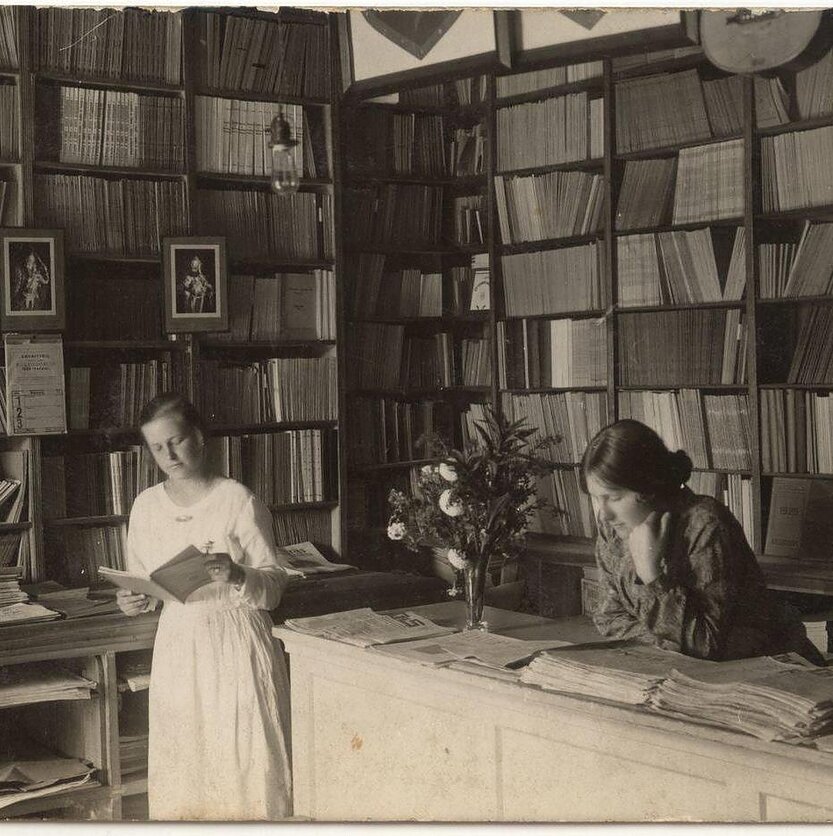 J.Fridbergas, „Dirvos“ bendrovės knygynas Marijampolėje 1924