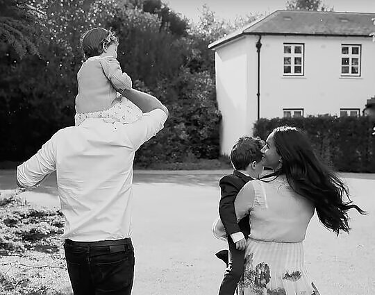 Karališkosios šeimos nariams – kaltinimai rasizmu: įvardyti princo Harry ir Meghan vaikų rasę aptarę asmenys