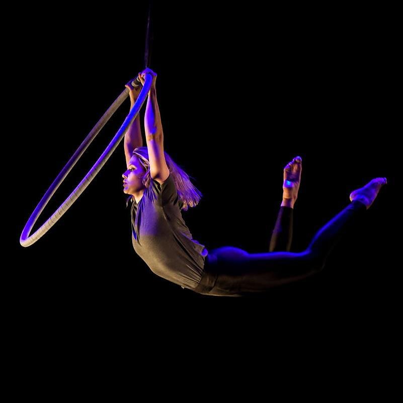 Vilijos Graužinytės nuotr., Ryto allegro. Pasiekimas, kuris negali prasprūsti pro akis: pirmą kartą lietuvės šiuolaikinio cirko šokėjos „Circusnext“ finale
