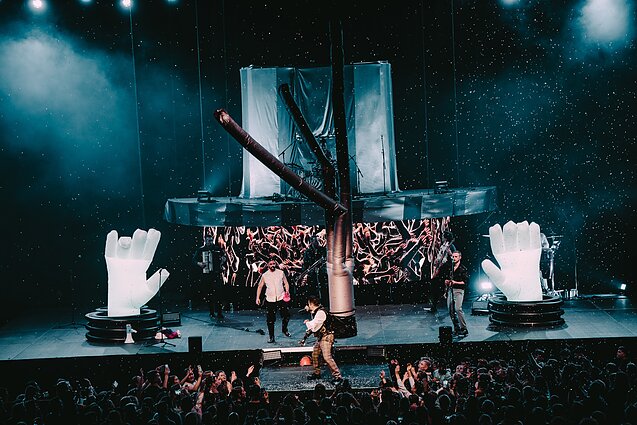 „Antikvarinių Kašpirovskio dantų“ koncerto akimirka