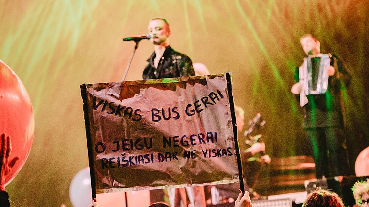 „Antikvarinių Kašpirovskio dantų“ koncerto akimirka