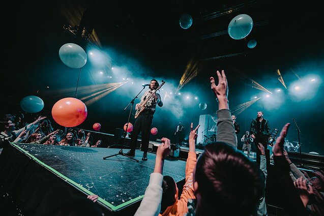 „Antikvarinių Kašpirovskio dantų“ koncerto akimirka