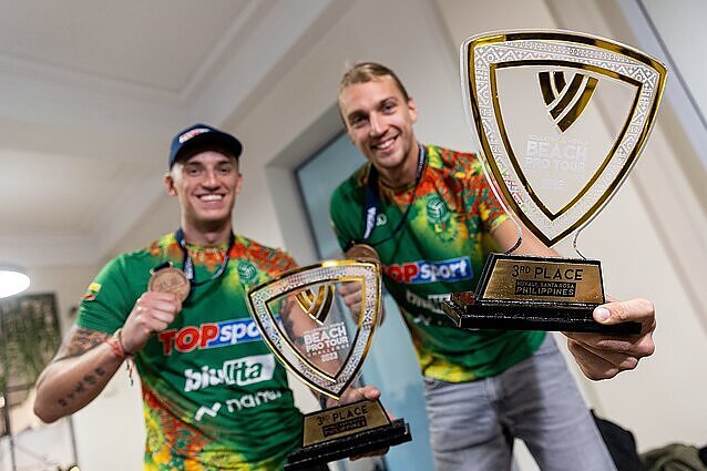 Sportas. Orai. Paplūdimio tinklininkai Audrius Knašas ir Patrikas Stankevičius parvežė istorinę bronzą