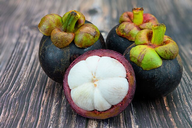Mangostanai Mangostanai