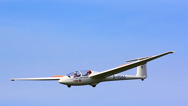 Sportas. Orai. Australijoje prasidėjusiame pasaulio sklandymo čempionate – trys Lietuvos pilotai