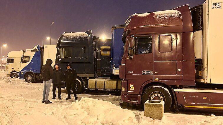 Ukrainos kelyje į ES – ne tik Orbano veto: sukūrę vežėjų blokadą, lenkai kritikuoja Bendriją ir paramą Ukrainai