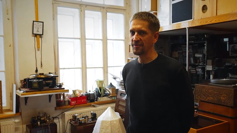 Menininkas Gitis Bertulis: veikiantį daiktą galima sukonstruoti per kelias valandas, grojantį – ne taip lengva