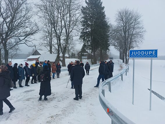 Gimtoji žemė. Naujas tiltas kaime ne tik pagerino susisiekimą