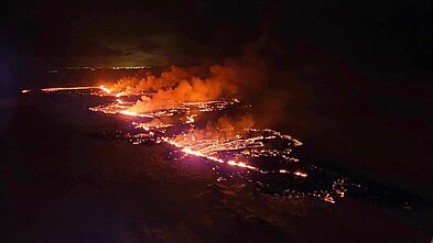  Islandijoje išsiveržė ugnikalnis