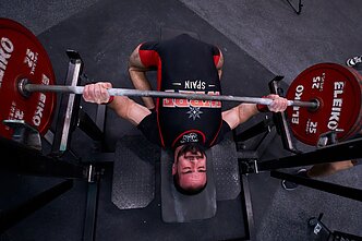 WRPF jėgos trikovės varžybų akimirka