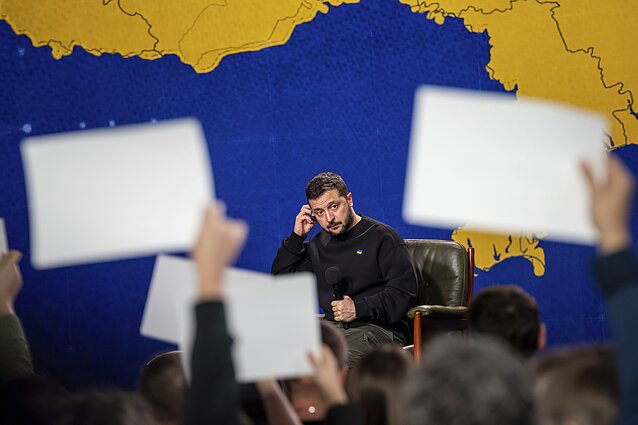 Politologas apie Zelenskio svarstymus mobilizuoti iki 500 tūkst. karių: niekas nebekalba, kad Ukraina puola