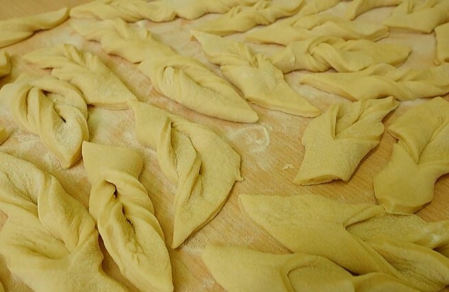 Diliauskų kaimo moterys atgaivino šimtamečius žagarėlių receptus