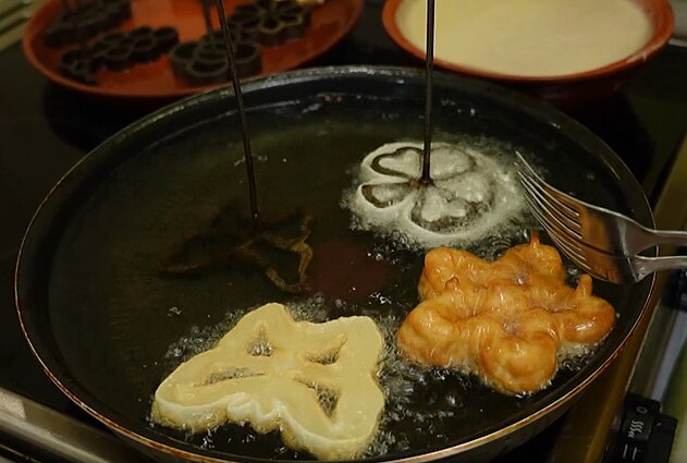 Diliauskų kaimo moterys atgaivino šimtamečius žagarėlių receptus