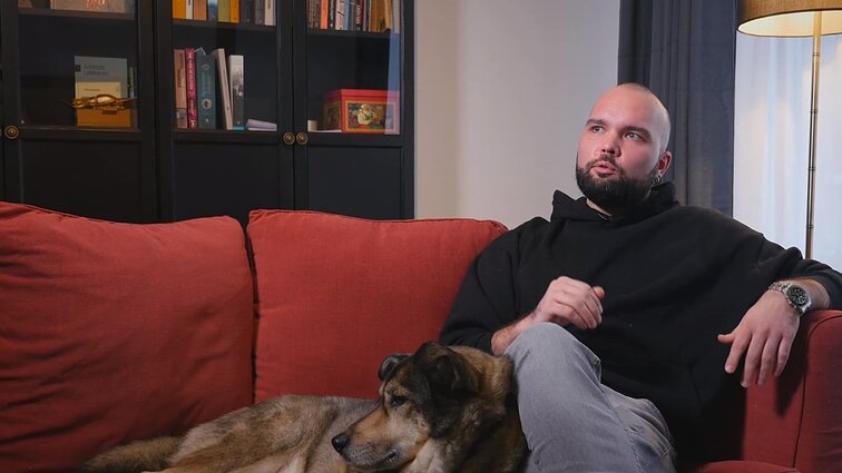 Kurį laiką Šveicarijoje be namų gyvenęs ir ukrainiečiams padedantis Laimis: apie karą laikraščiai nerašė