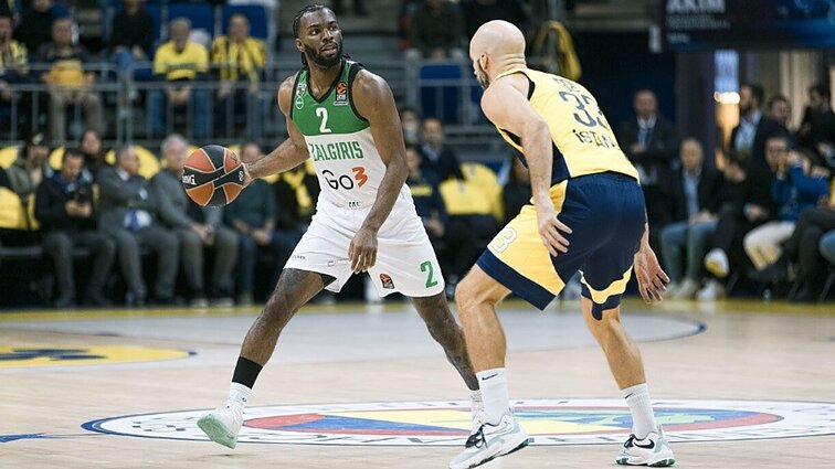 Eurolyga per LRT. Kitokia energija ir akcentai puolime: pralaimėjimų kamuotas Kauno „Žalgiris“ bando atsigriebti