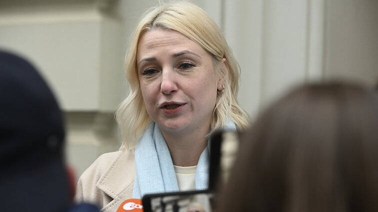 Žinios. Už taiką pasisakanti Rusijos politikė Duncova žada kurti politinę partiją