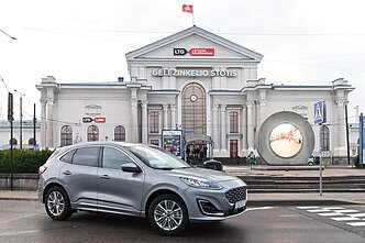 Vitoldas Milius metė iššūkį traukiniui Vitoldas Milius metė iššūkį traukiniui