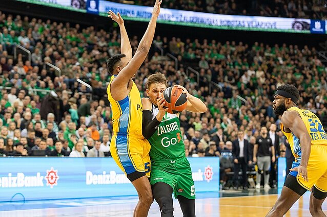 Eurolyga per LRT. Kauno „Žalgiris“ prieš Tel Avivo „Maccabi“: antrajame kėlinyje kova vyko taškas į tašką