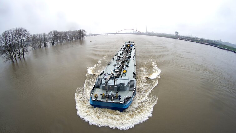 Žinios. Dėl pakilusio Reino vandens lygio fiksuojama įtempta padėtis kai kuriuose Vokietijos ir Nyderlandų regionuose