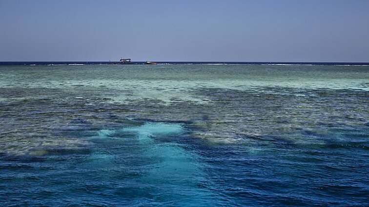Žinios. JAV kariuomenė Raudonojoje jūroje numušė Jemeno husių paleistą droną ir raketą