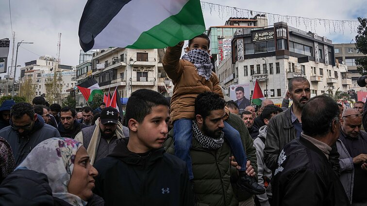 „Izraeliui nesvetimi jokie nusikaltimai“: „Hamas“ už nukautą vadą žada kerštą