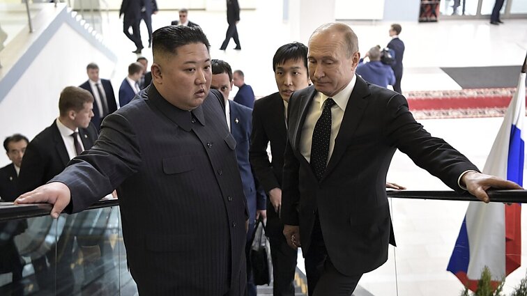 Žinios. Baltieji Rūmai: Iranas ir Šiaurės Korėja remia Rusiją jos kare prieš Ukrainą