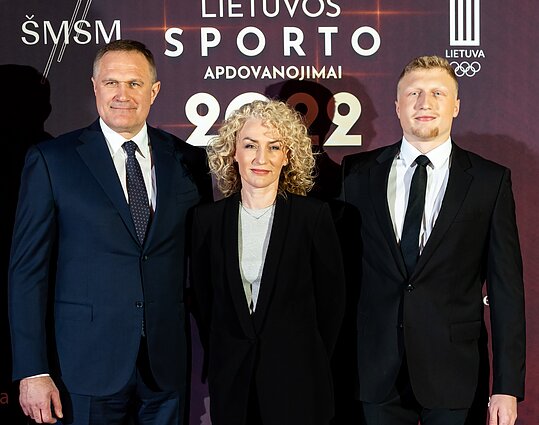 Virgilijus Alekna su žmona Kristina ir sūnumi Mykolu