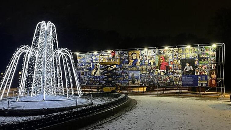 Bernardinų sode atidaryta paroda „Mėlyni konteineriai“: nuotraukose pavaizduotas gyvenimas migrantų stovyklose