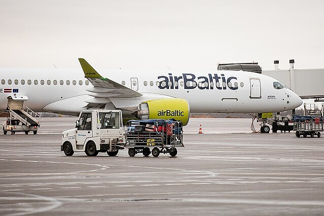Lietuva svarsto galimybę įsigyti Latvijos nacionalinės oro bendrovės „Air Baltic“ akcijų